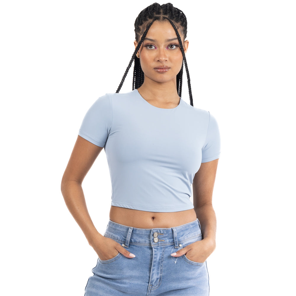 PLAYERA CROP LISA DE NYLON