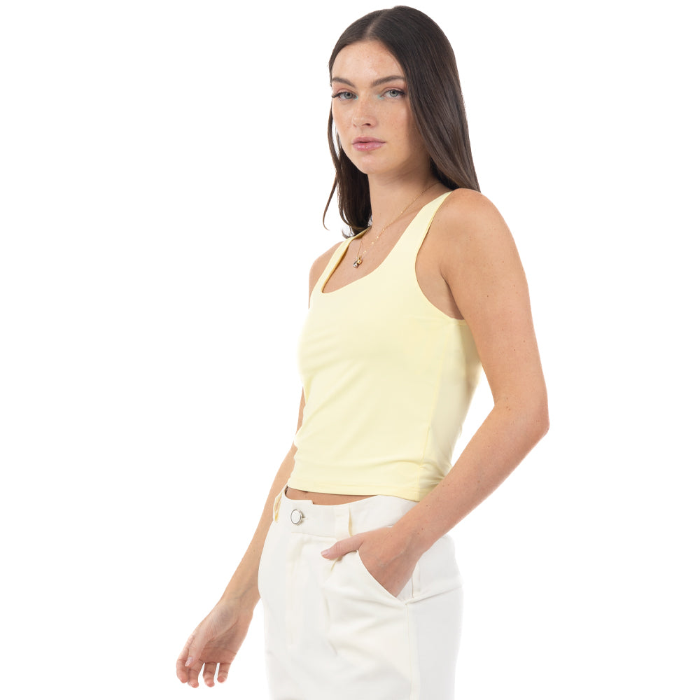 TOP LISO CORTE SLIM FIT