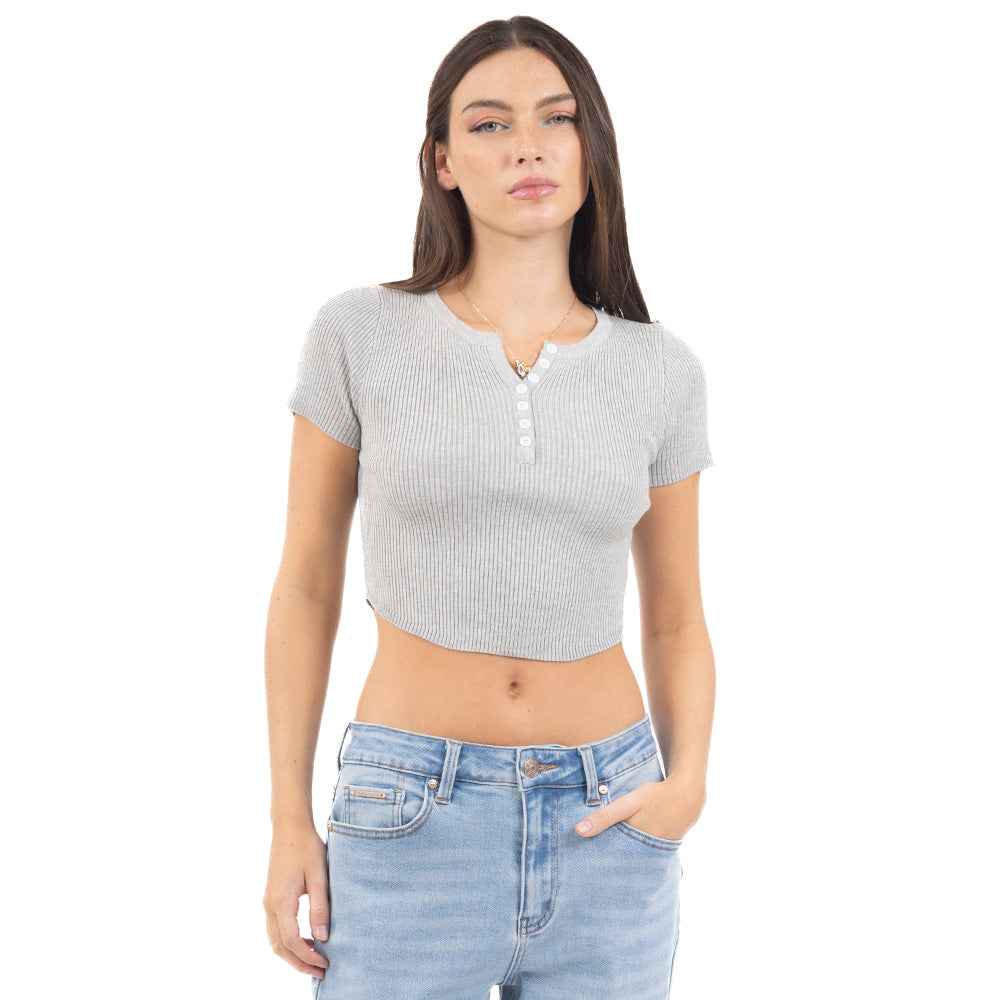 BLUSA LISA MEDIA ALETILLA CON BOTONES