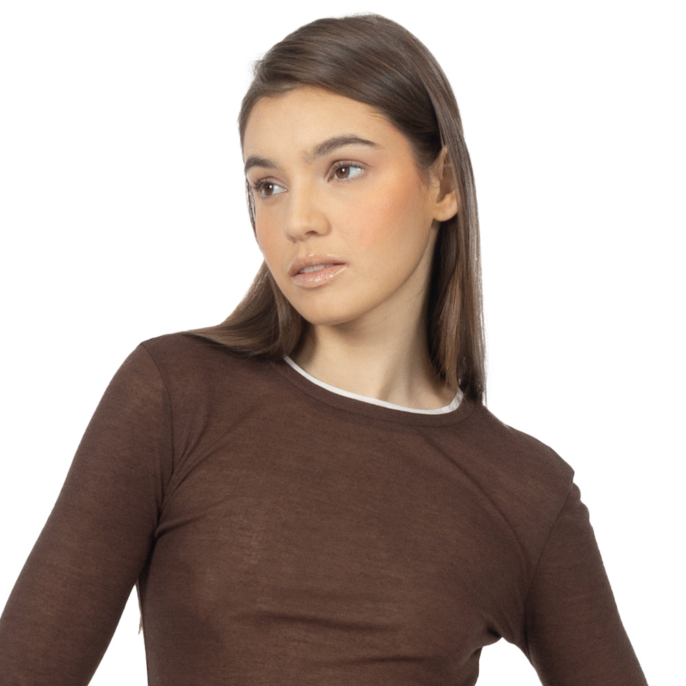Suéter cuello redondo