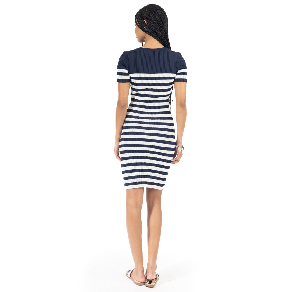 VESTIDO DE PUNTO CORTO A RAYAS